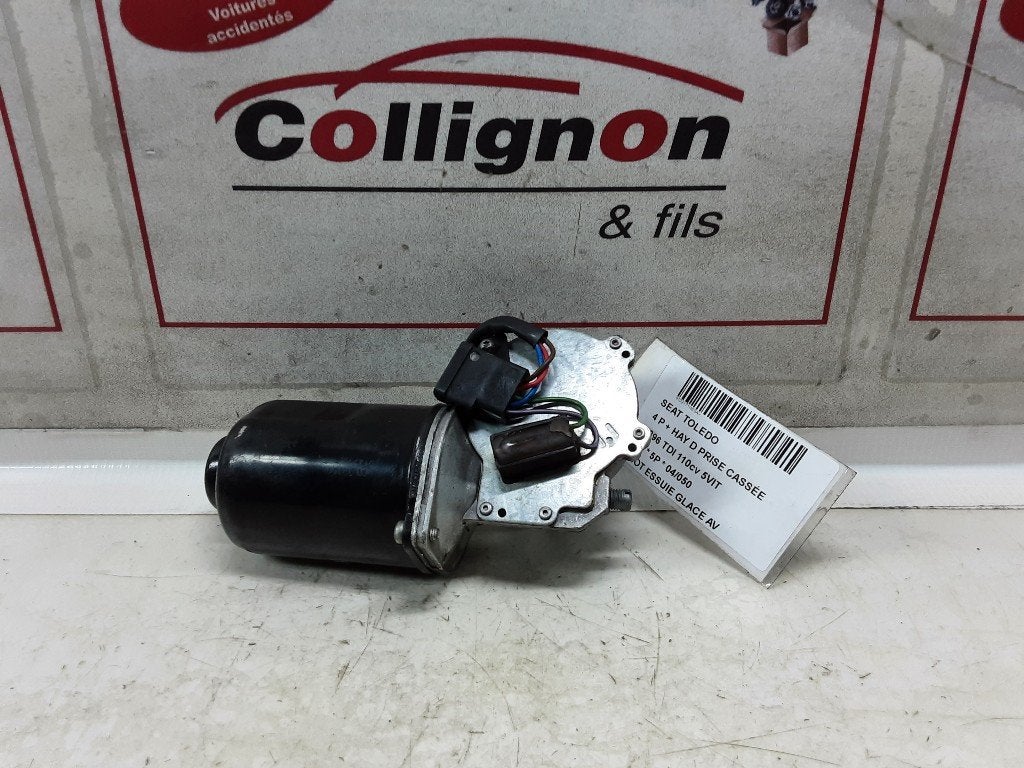 MOTEUR ESSUIE-GLACE AVANT Seat Toledo (1M2), Mevr. I. Hauben, Utilisé, Rue de l'Espoir 34 34
4030  GRIVEGNÉE, BE, Info@Collignon.be