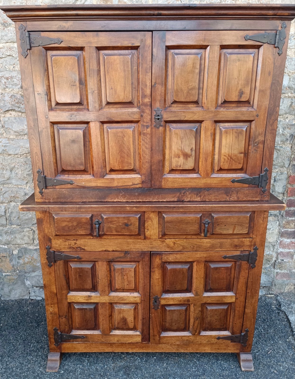 Petit meuble Espagnol, Enlèvement