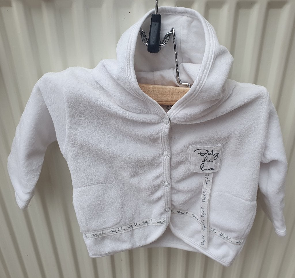 Wit vestje/gilet van baby le Luxe maat 3-6 maand, Kinderen en Baby's, Ophalen of Verzenden, Zo goed als nieuw, Truitje of Vestje