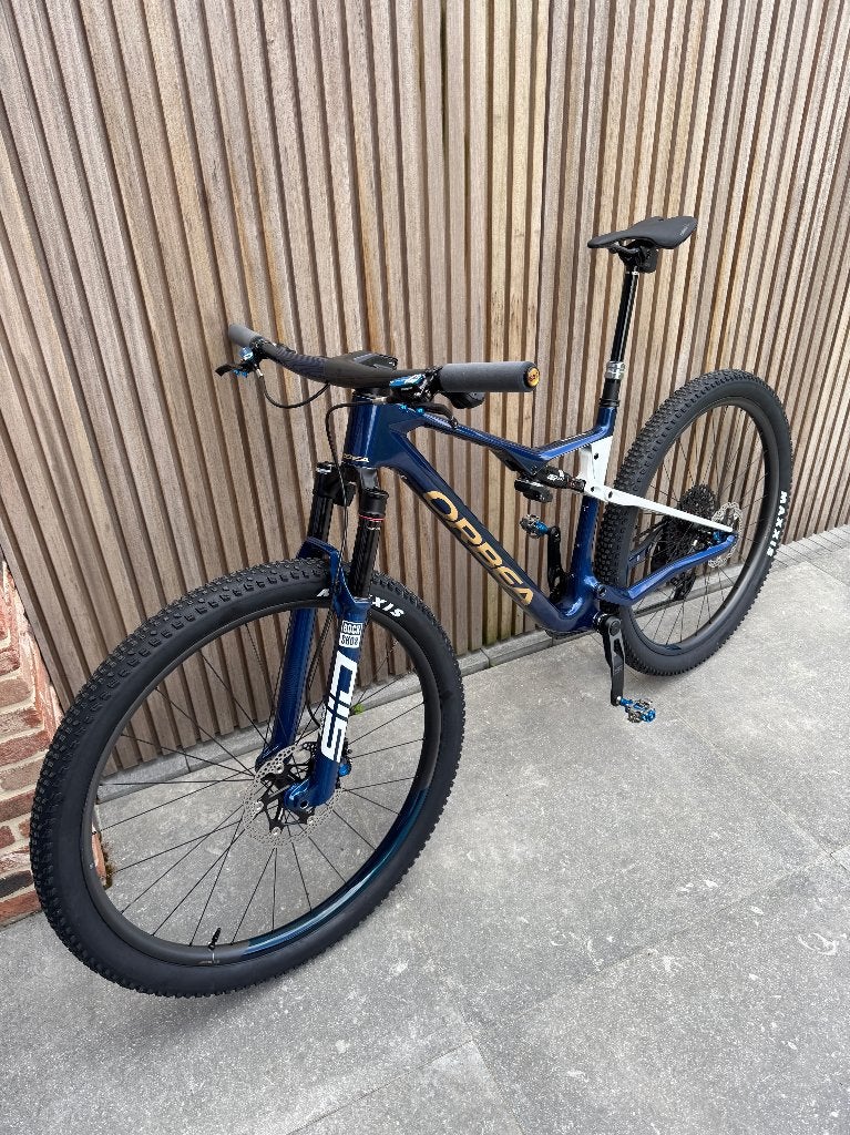 Orbea Oiz 2025 + Flight Attendant + Hope + Full Sram XO, Vélos & Vélomoteurs, Neuf, Autres marques, Enlèvement, VTT tout suspendu