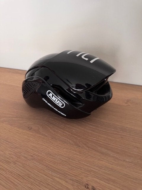 Fietshelm Abus, Fietsen en Brommers, Ophalen, Zo goed als nieuw, M