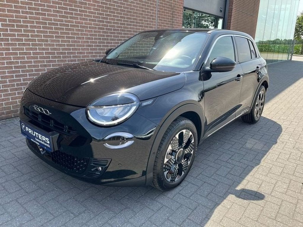 Fiat 600 Hybrid La Prima, Auto's, Fiat, ABS, Dodehoekdetectie, Elektrische buitenspiegels, Emergency brake assist, Keyless entry