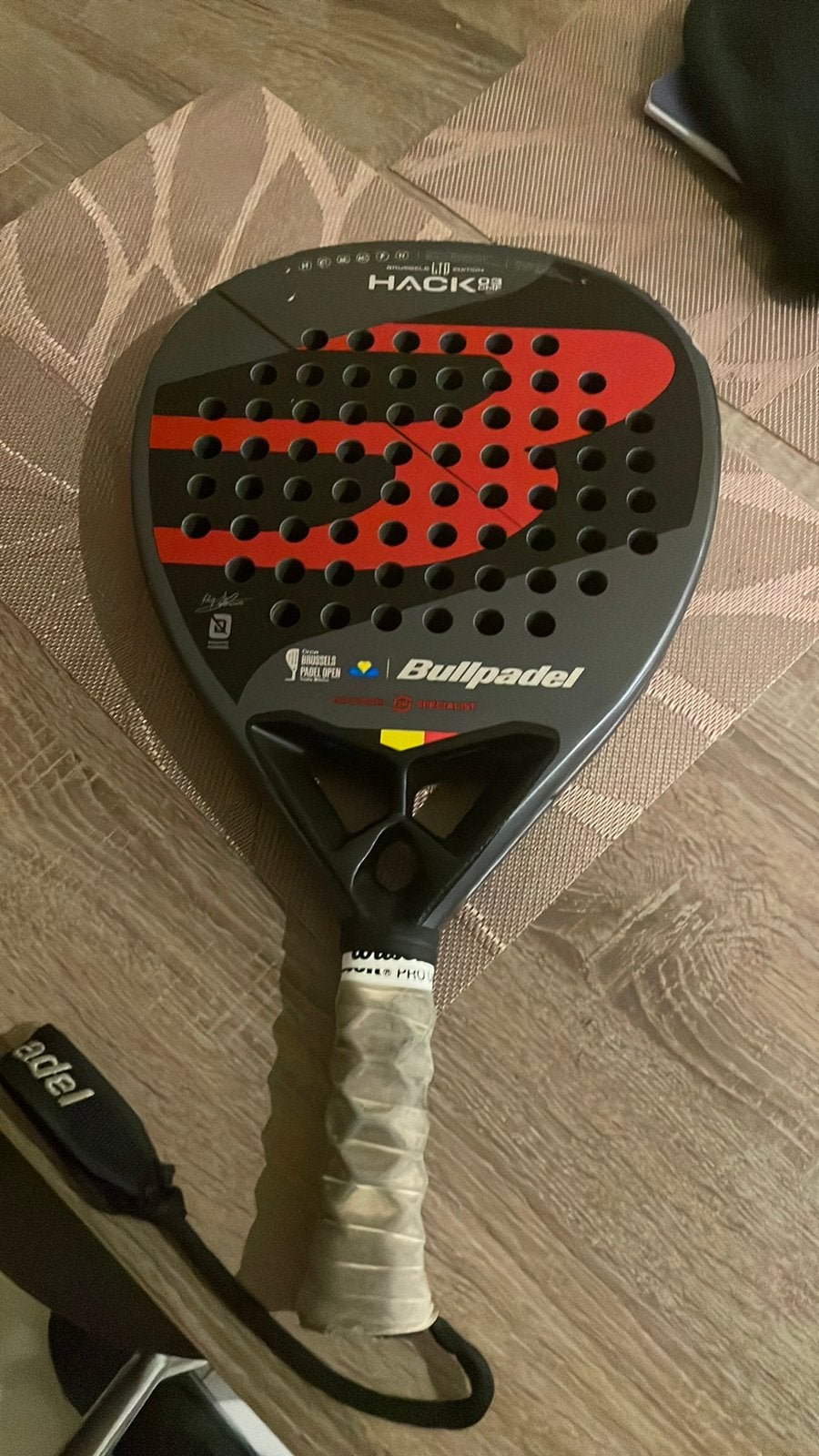 Bullpadel hack 3 - brussels padel tour edition special, Sport en Fitness, Ophalen, Gebruikt