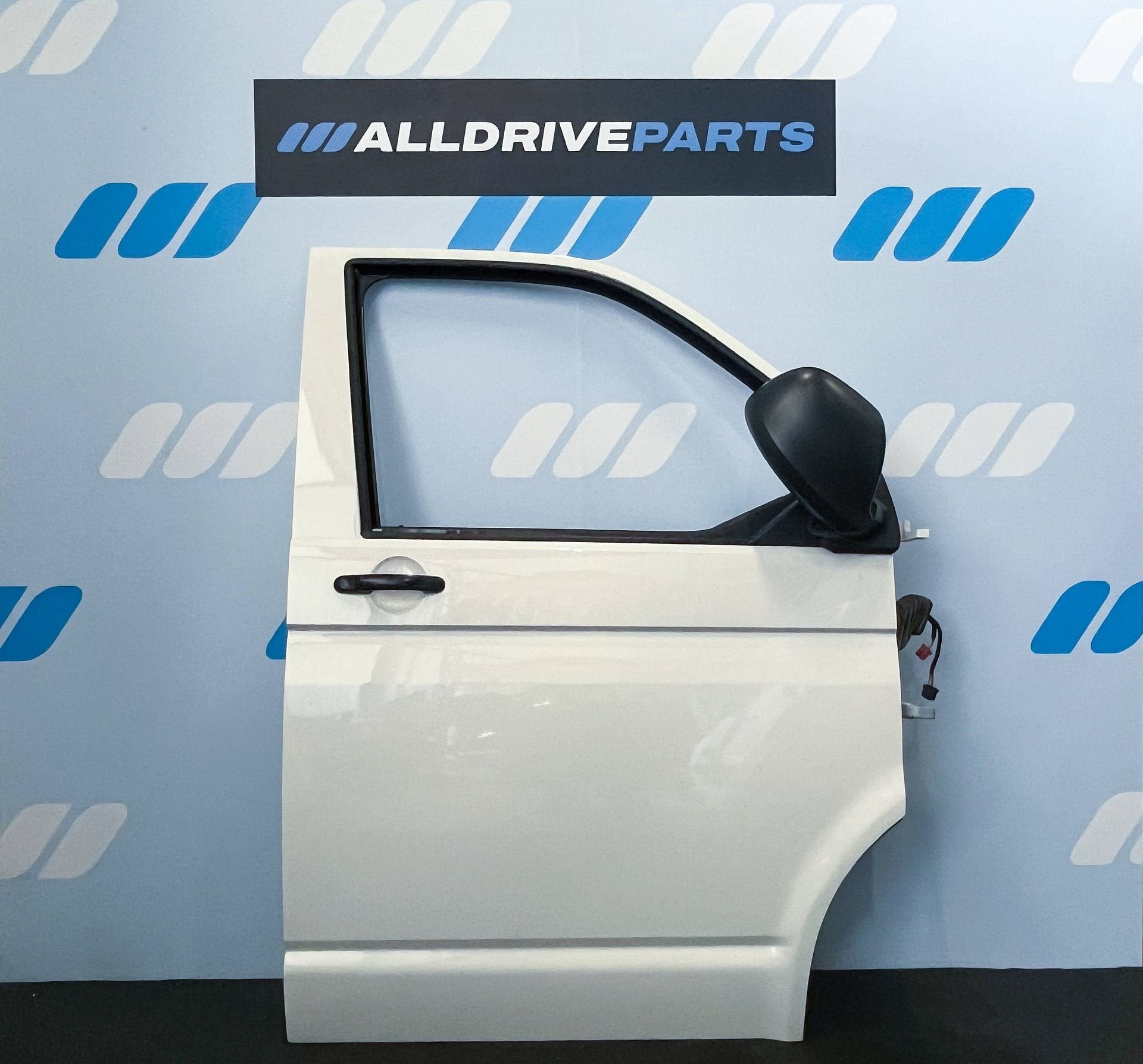 Voorportier rechts voor Volkswagen T6 LB9A Wit 7LA831056, -, Utilisé, Porte, Avant