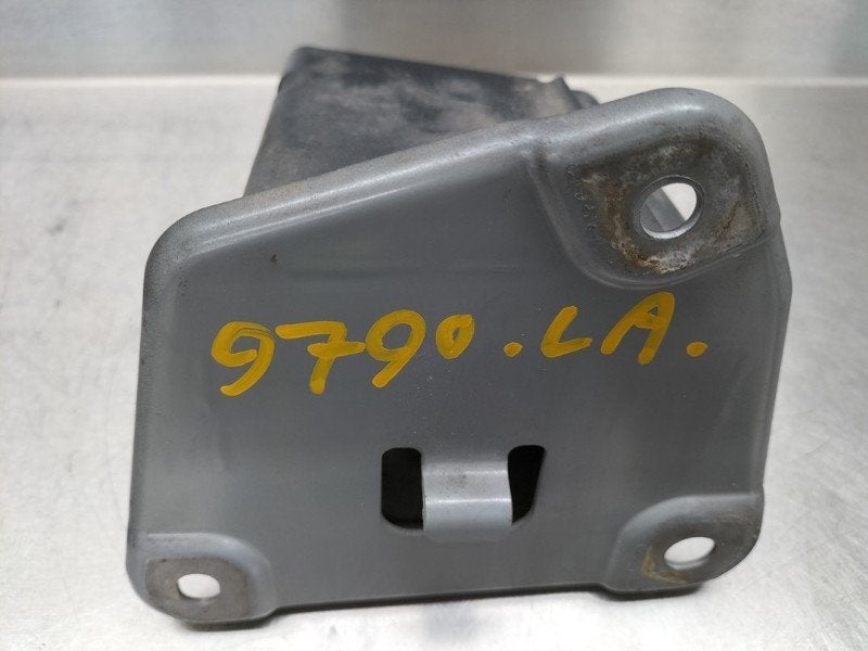 BUMPERSTEUN LINKS ACHTER Honda Jazz (GK / GP) (01-2015/-), Gebruikt, Honda