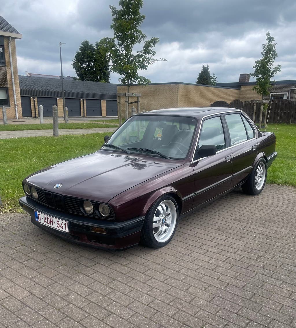 Bmw e30, foto 1