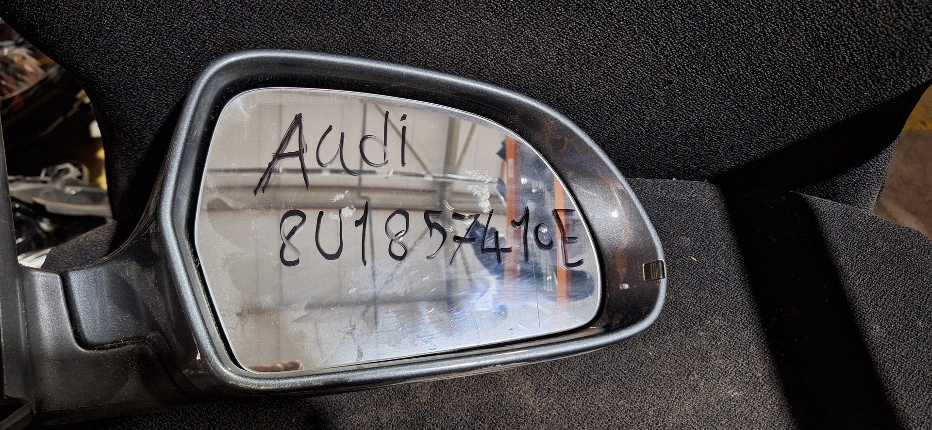 Originele Audi Q3 (8U) Buitenspiegel Rechts (Passagierszijde, -, Utilisé, -, -