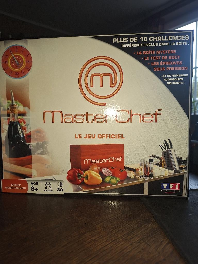 MASTERCHEF, het officiële spel, Vijf spelers of meer, Ophalen of Verzenden, Zo goed als nieuw, TF1 games