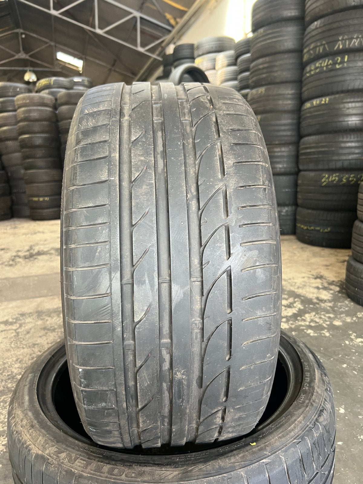 275/35/20 Bridgestone avec montage et équilibrage, Enlèvement