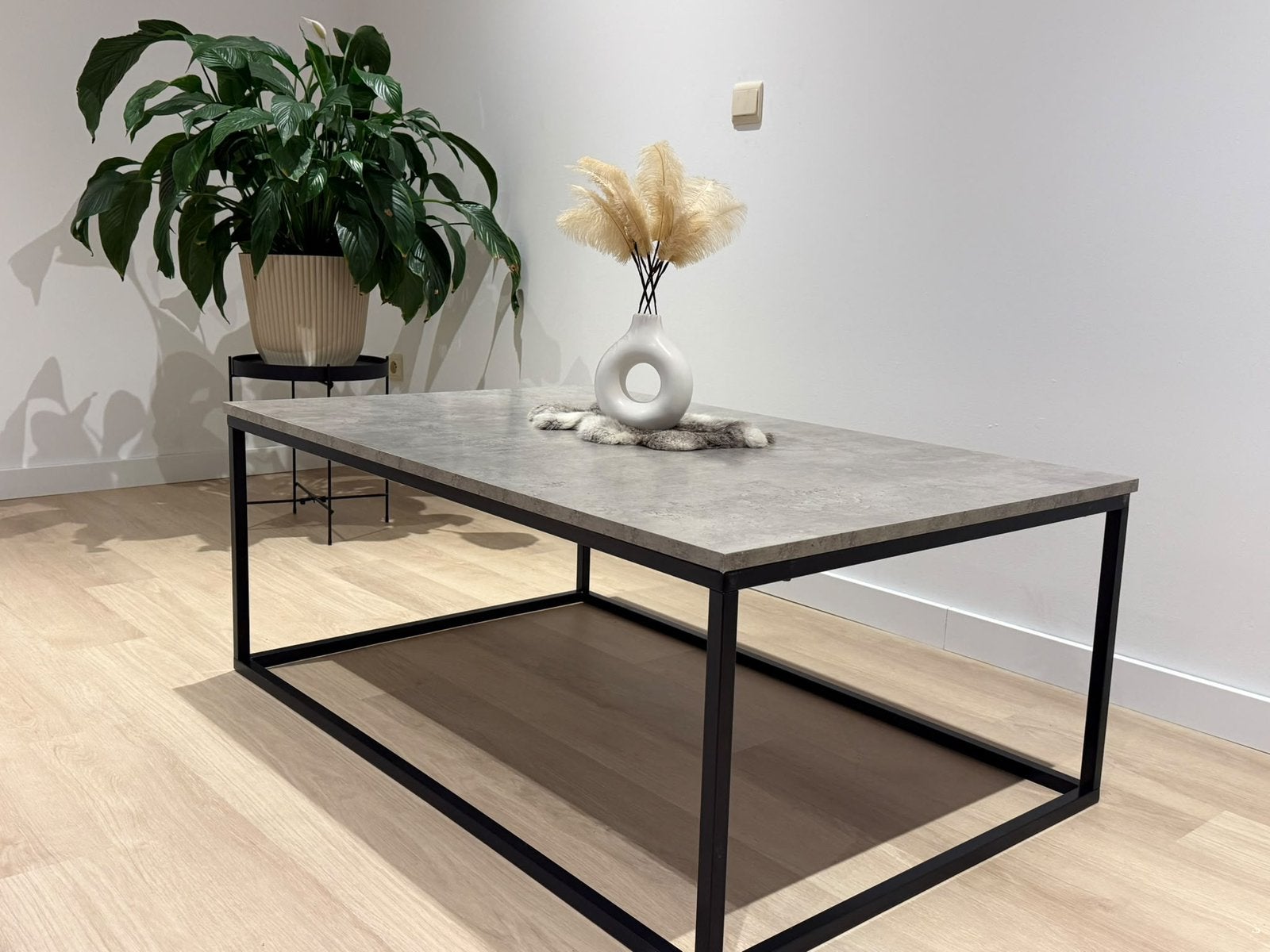 Salontafel betonlook te koop, Huis en Inrichting, Ophalen, Zo goed als nieuw