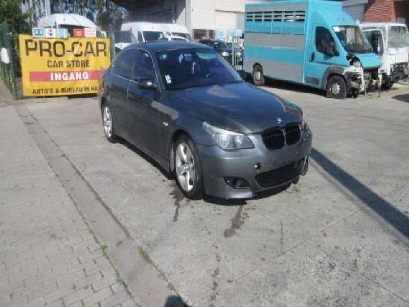 BMW 530  DIESEL 07-05, Auto's, BMW, Automaat, Lederen bekleding, Bedrijf, Diesel