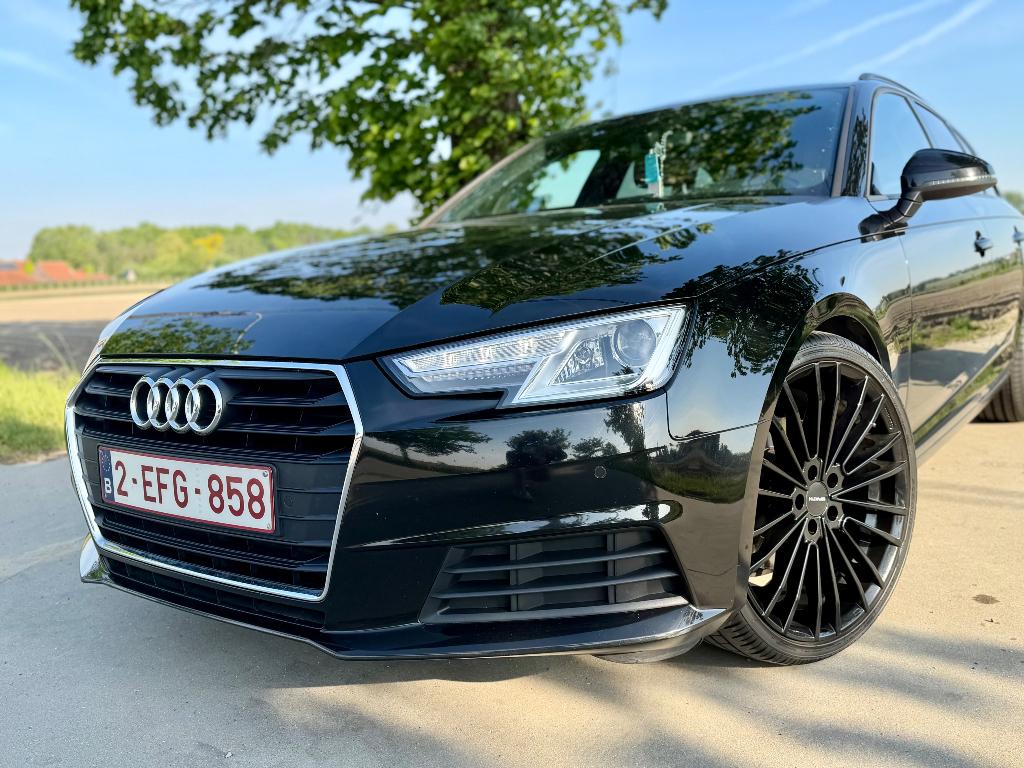 Audi A4 Avant, Auto's, 1995 cc, A4, Zwart, Leder