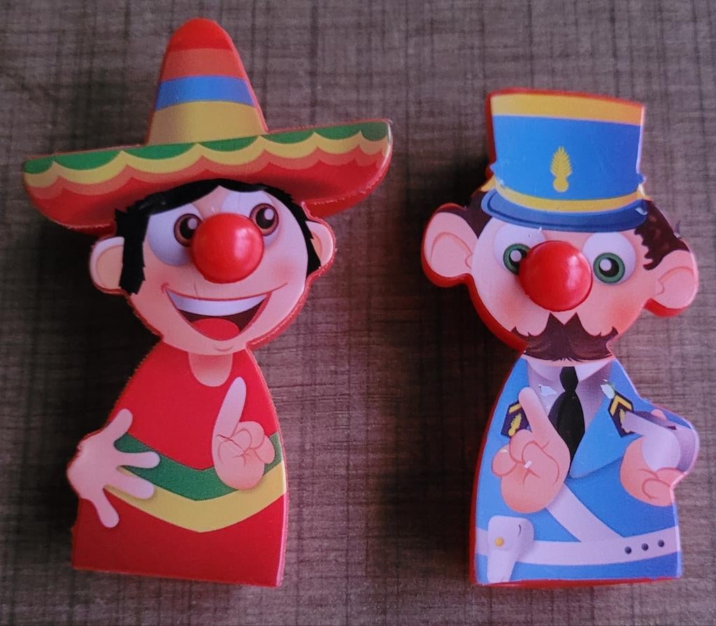 Efteling - Carnaval Festival: 2 figuurtjes, Verzamelen, Ophalen of Verzenden, Zo goed als nieuw, Beeldje of Poppetje