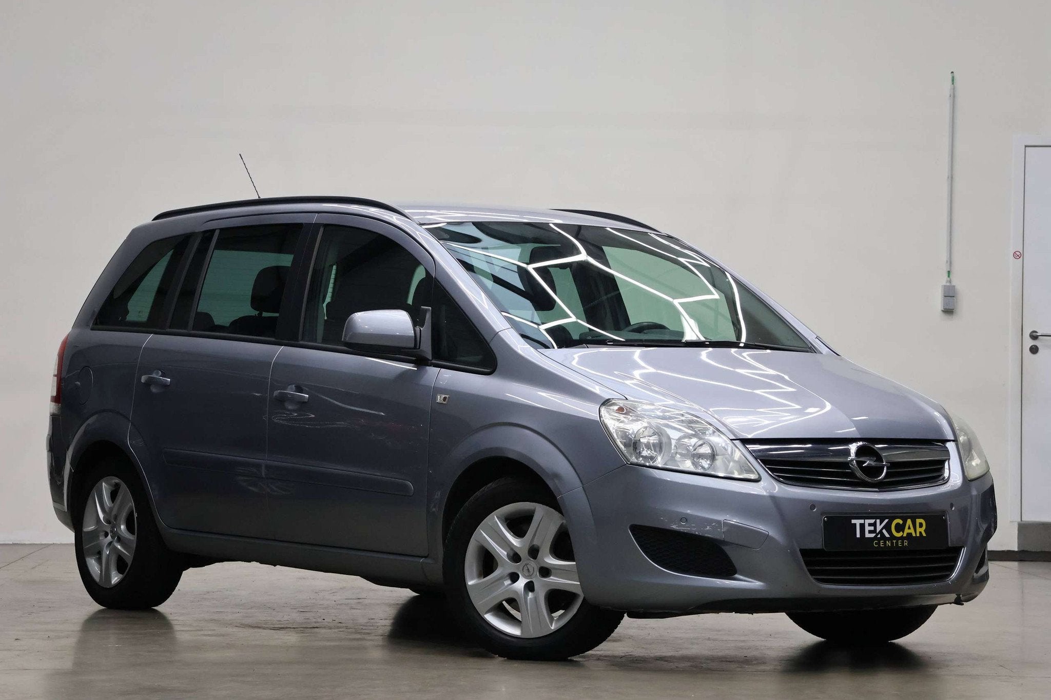 Opel Zafira 1.7 CDTi 7Zit/Trekhaak/PDC 12M Garantie, Autos, Achat, Entreprise, 7 places, Noir