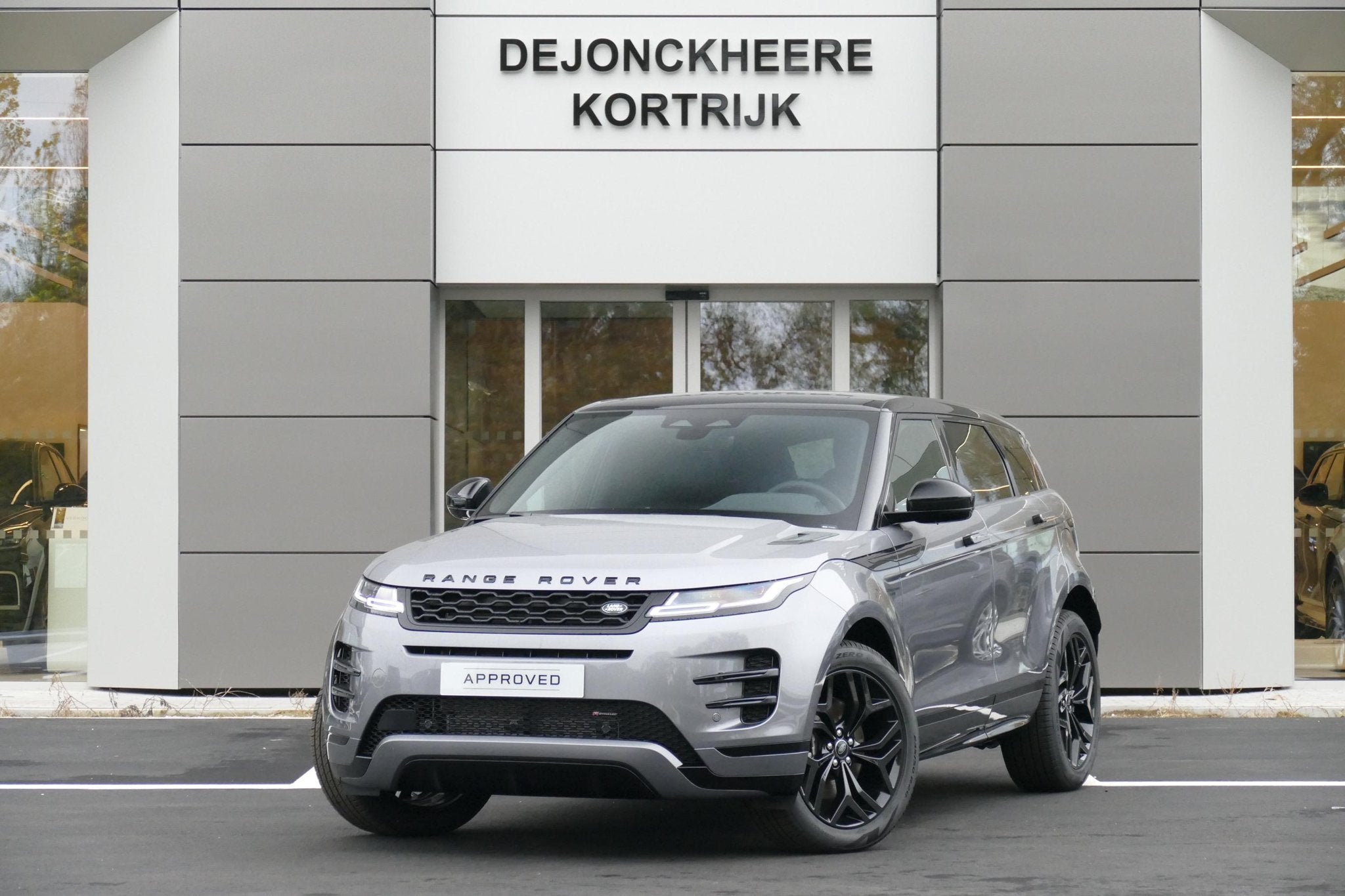 Land Rover Range Rover Evoque - R-DYNAMIC SE AWD AUT., Automaat, https://public.car-pass.be/vhr/177151d0-4965-4788-9757-3352bc95cbb9