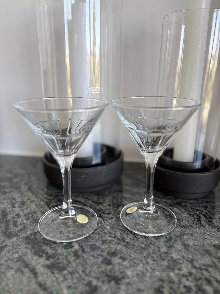 2 verres à martini de la marque Avon, Collections, Verres & Petits Verres, Enlèvement ou Envoi, Comme neuf, Autres types