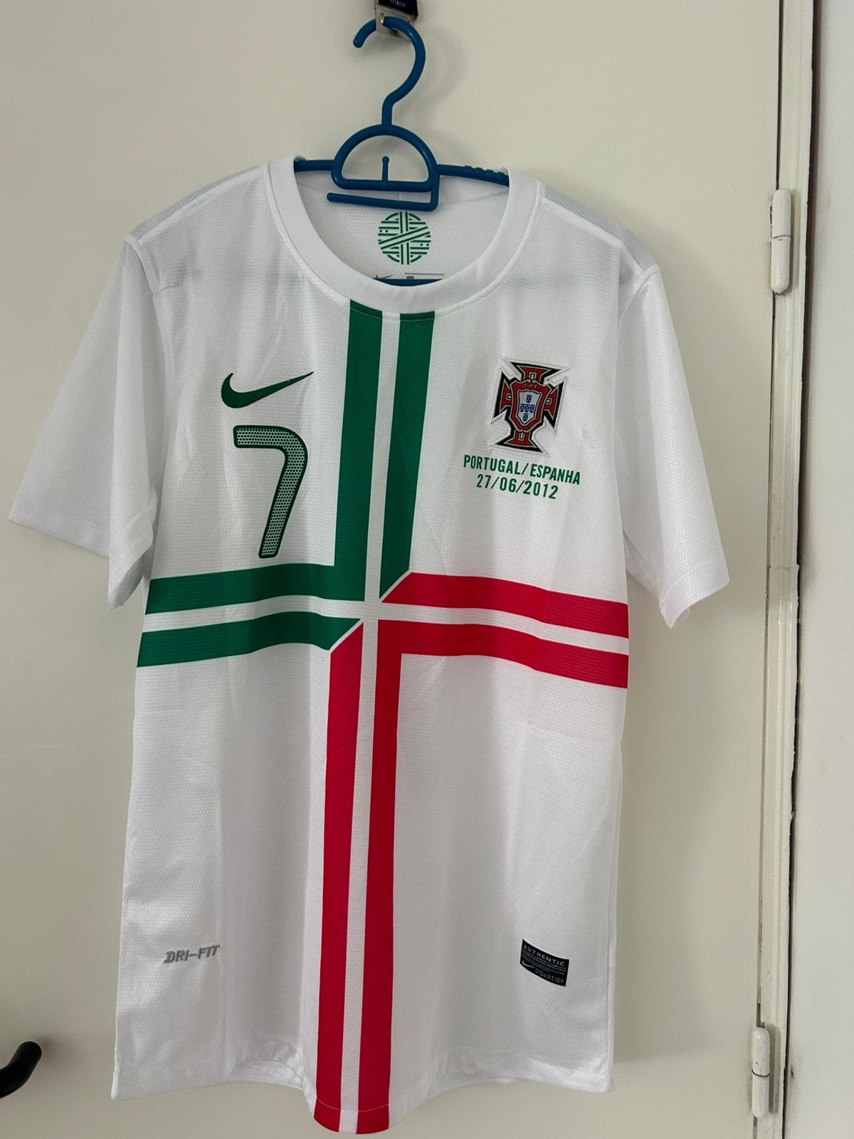 Cristiano ronaldo 2012 portugal, Taille S, Enlèvement ou Envoi, Neuf, Maillot