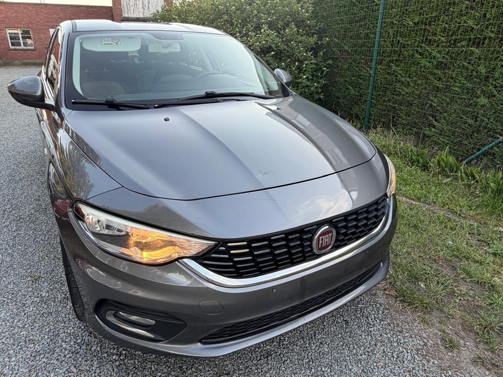 Fiat Tipo 1.4 Essence/ 2017/ 5 portes/euro 6b, Achat, Euro 6, Entreprise, Boîte manuelle