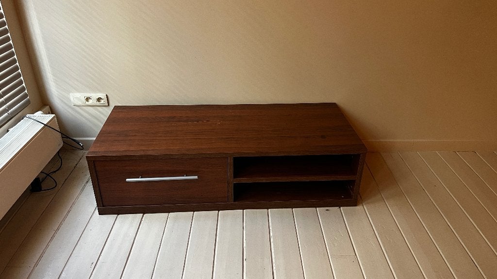GRATIS Houten TV-kast – Afhalen vóór 30 juli, 100 à 150 cm, Pin, Enlèvement, Utilisé
