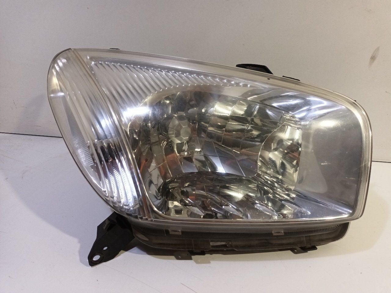 Koplamp rechts Toyota RAV4, Onderdelen@venauto.nl, Van der Ven Autorecycling B.V., Gebruikt, Daihatsu