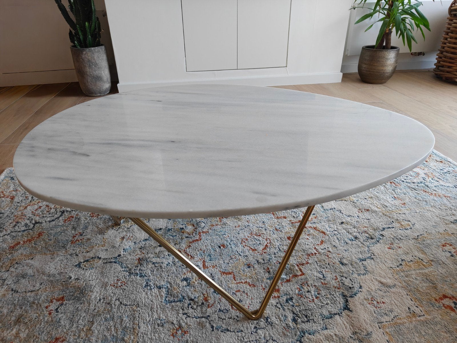 Marmeren salontafel - gouden poot, Huis en Inrichting, Ophalen