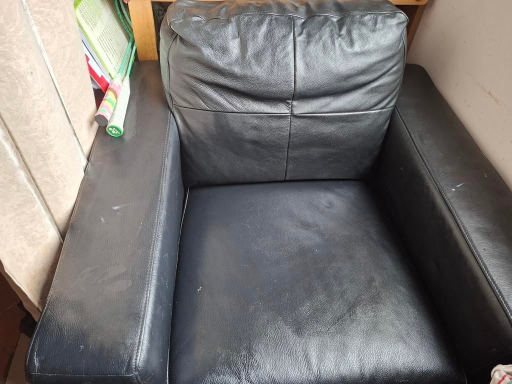 Fauteuil noir simili cuir ,anderlecht, Enlèvement, Cuir