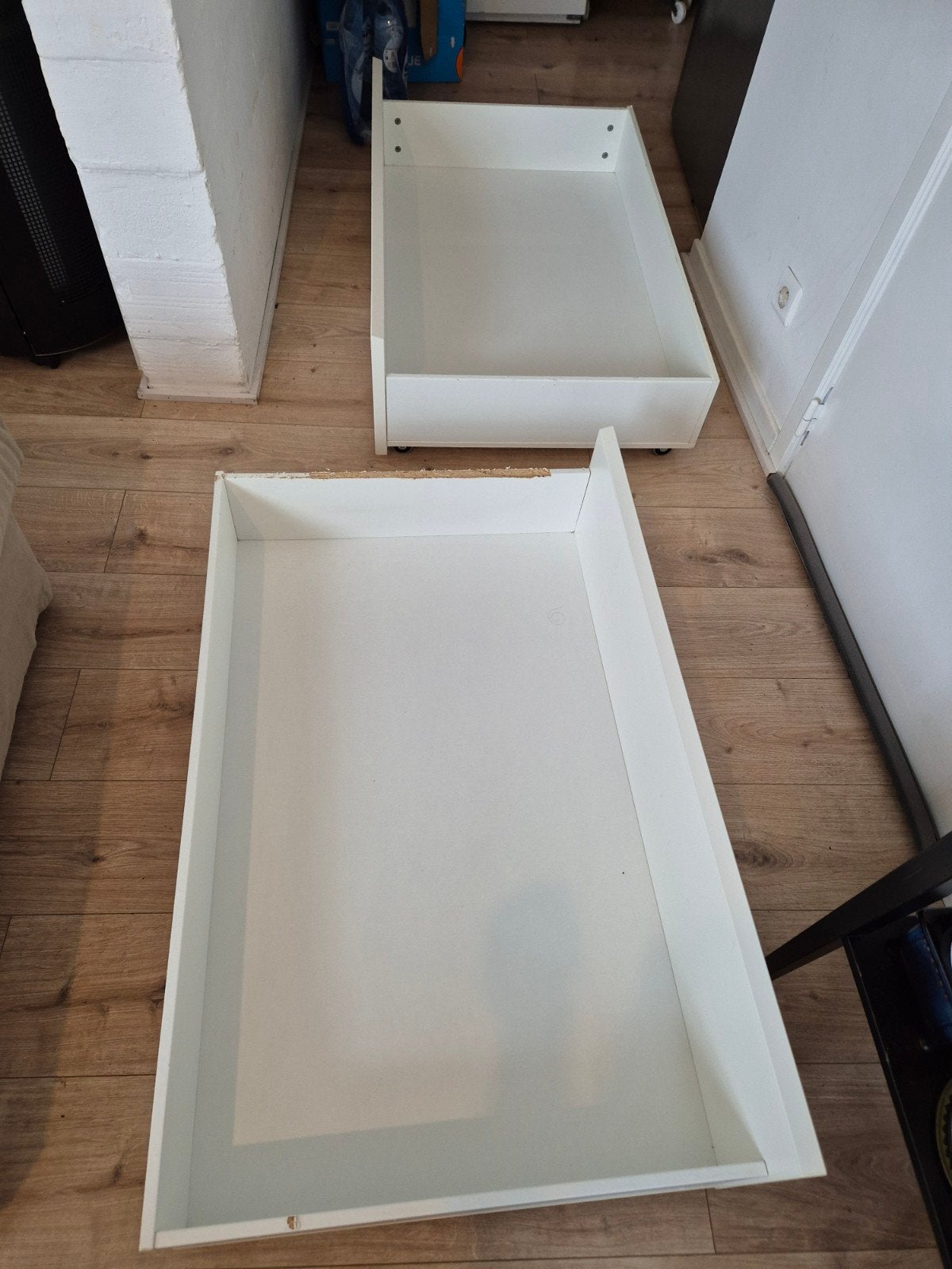 2 tiroirs IKEA Malm blancs sous le lit, Maison & Meubles, Chambre à coucher | Lits, Enlèvement