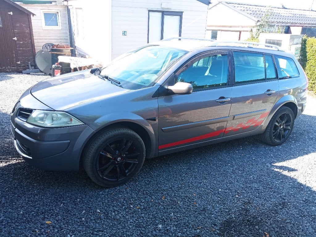 renault, Argent ou Gris, Achat, Boîte manuelle, Noir