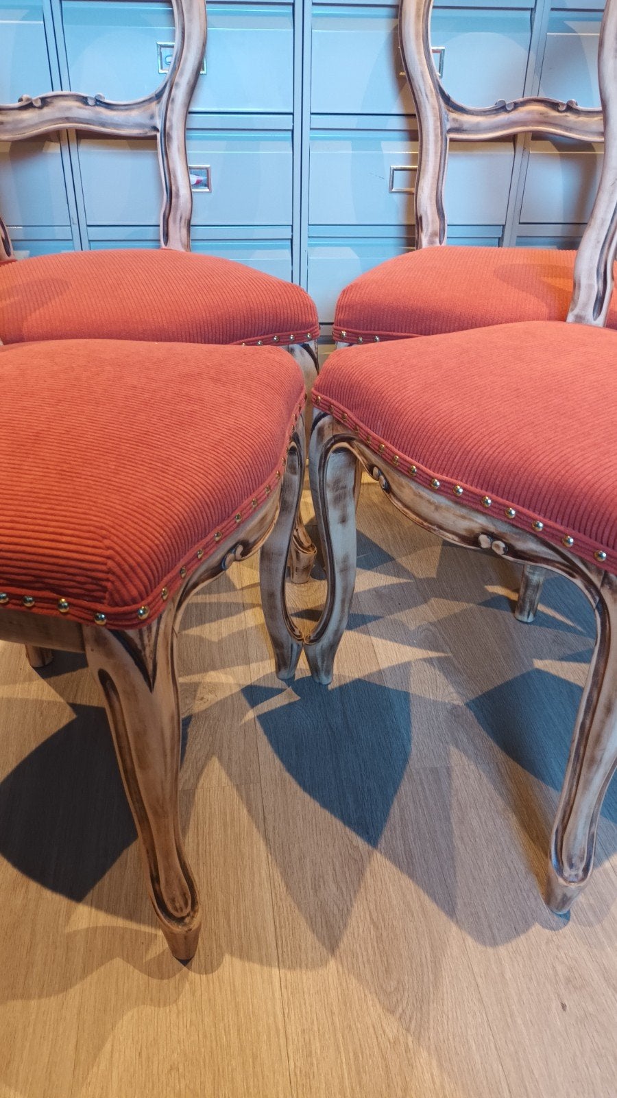 Lot de 4 Chaises Louis-Philippe Rénovées Terracotta - Atelie, Maison & Meubles, Enlèvement ou Envoi, Autres couleurs, Comme neuf