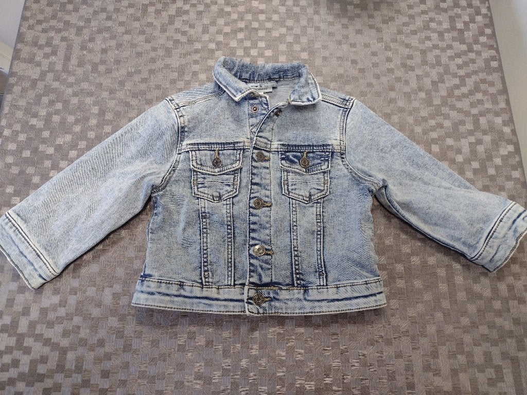 Veste en jean Cool taille 80 - Cuddles and Smiles, Enfants & Bébés, Vêtements de bébé | Taille 80, Cuddles & smile, Garçon ou Fille