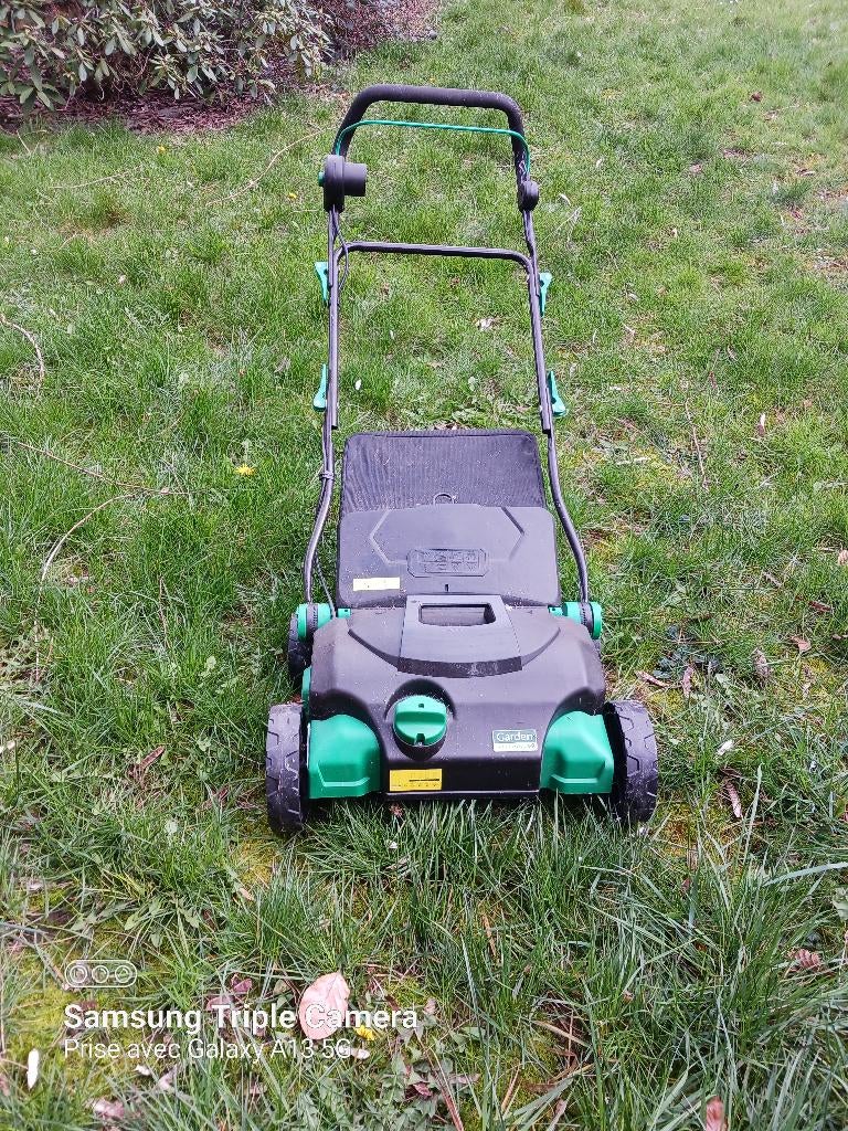 SCARIFICATEUR GARDEN FEELINGS, Enlèvement, Comme neuf, Électrique