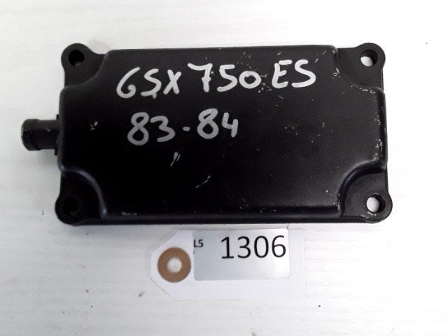 GSX750ES 1983 - 1987 Suzuki Carterdeksel D1-27058