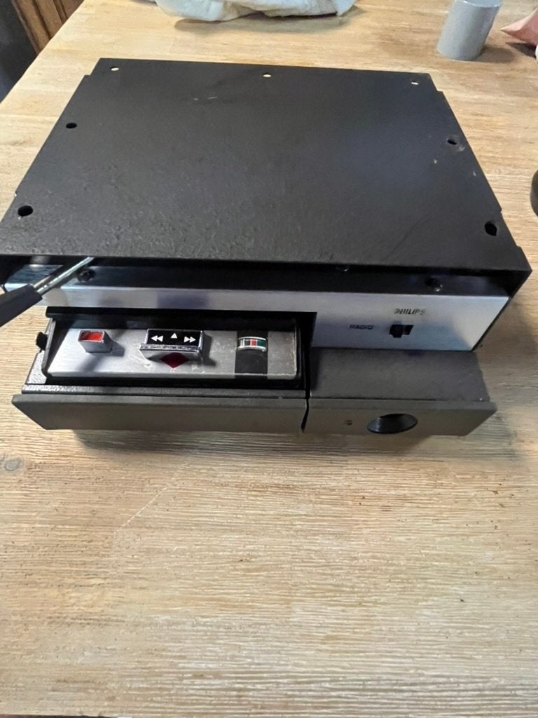 Lecteur cassette auto, Enlèvement