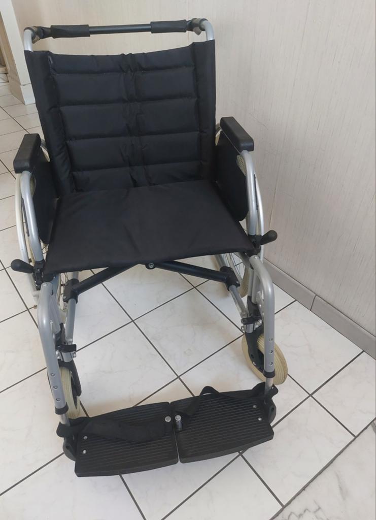Chaise roulante, Divers, Chaises roulantes