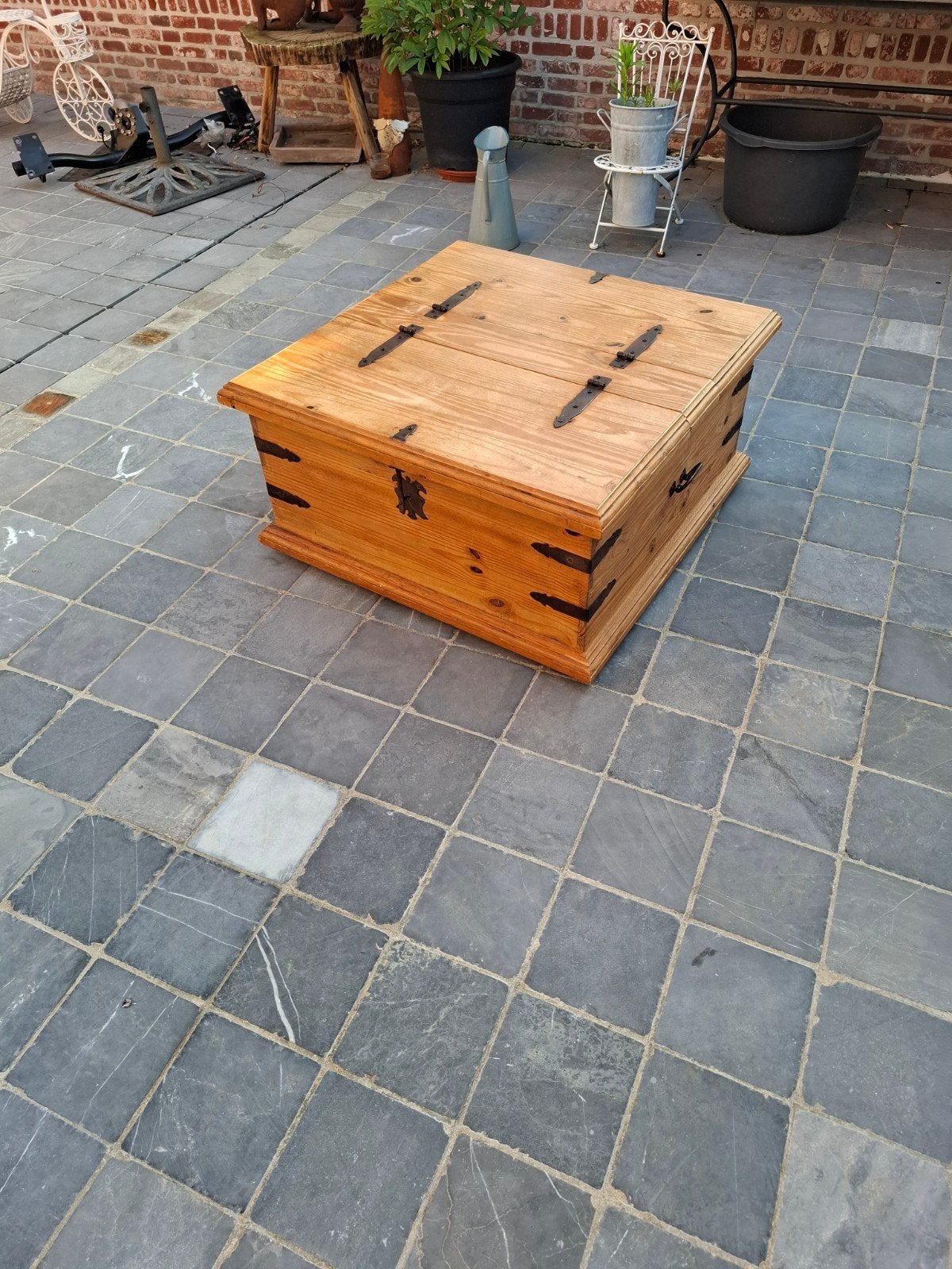 Mexicaanse salontafel, Ophalen