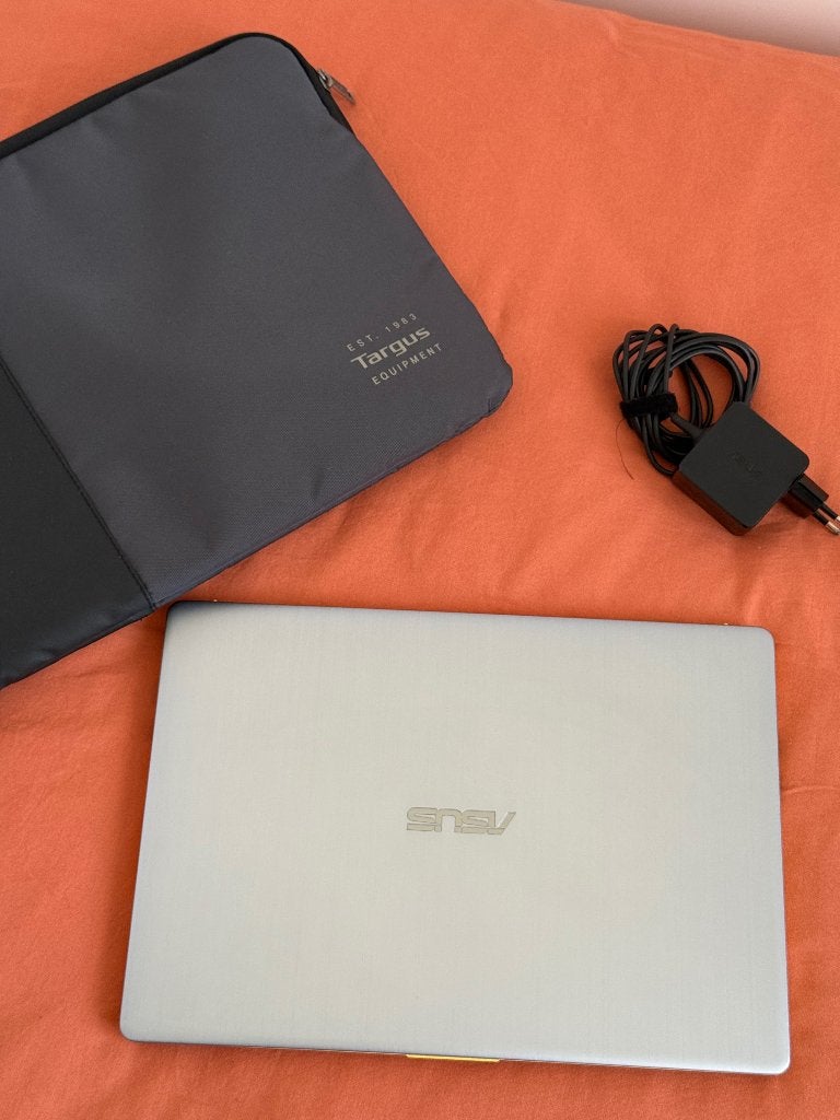 Asus Vivobook S14 X430UA, Informatique & Logiciels, 256 GB, Qwerty, Enlèvement, Utilisé