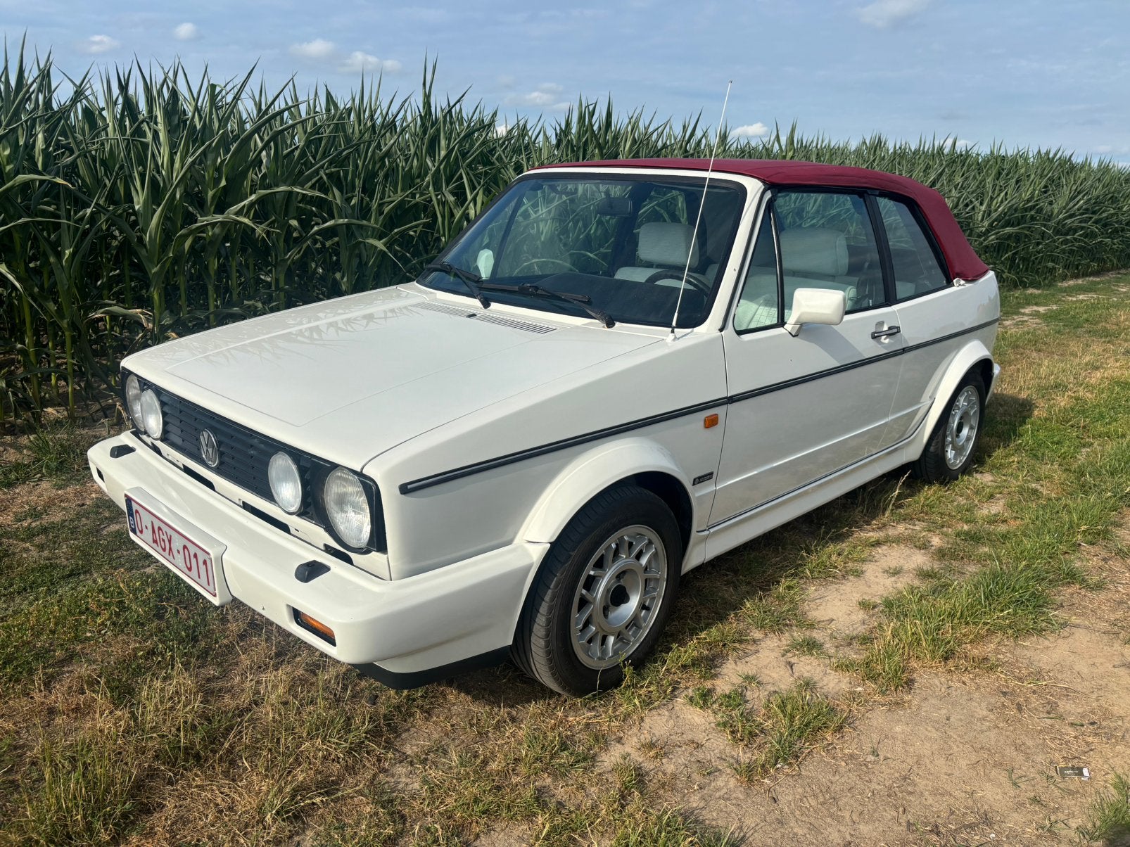 Golf 1 cabriolet 1.8 95 ch manuel/MFA /Beaucoup renouvelé !, Autos, Achat, Cabriolet, 2 portes, 4 cylindres