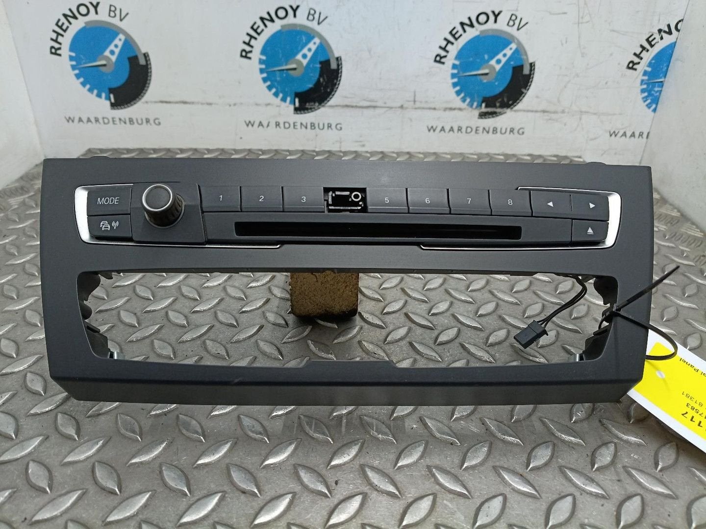 BMW 1 SERIES F20 118I RADIO 61316832880 2012, Enlèvement ou Envoi, Utilisé, ARN reconnu