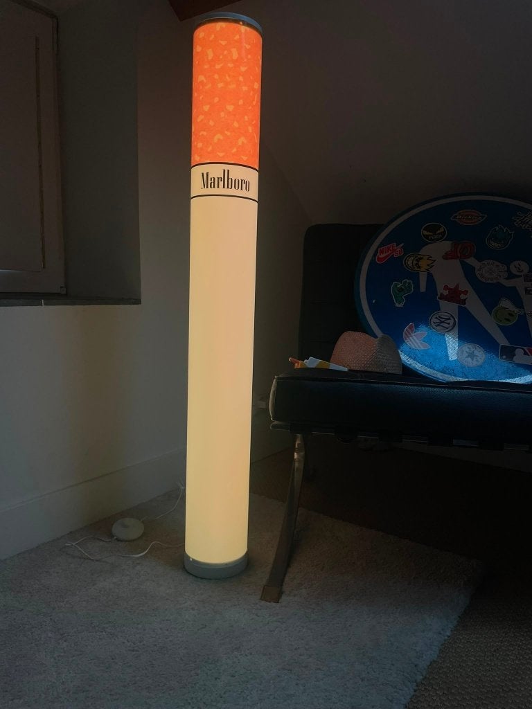 Marlboro lamp, Enlèvement ou Envoi, Neuf, Retro, Mancave, eyecatcher, decoratie,, 100 à 150 cm