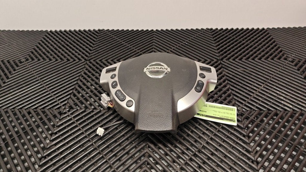 AIRBAG VOLANT Nissan Qashqai (J10) (|34063025B|), Germany@nissan-services.eu, Kronenweg 38
50389  Wesseling, DE, Utilisé, Nissan