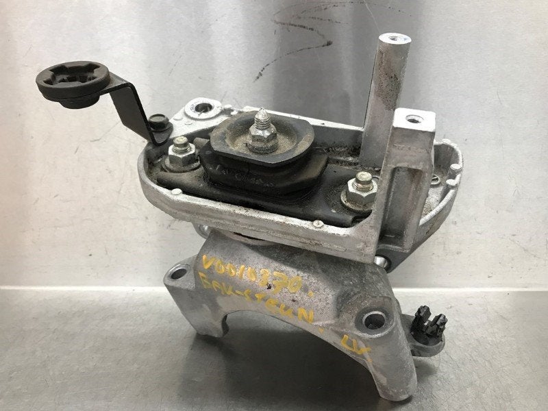 SUPPORT BOITE DE VITESSES ABS Nissan X-Trail (T32), Dhr. M. Roggen, Stadsweg 37 37
9917 PV  WIRDUM GR., NL, Nissan, Utilisé