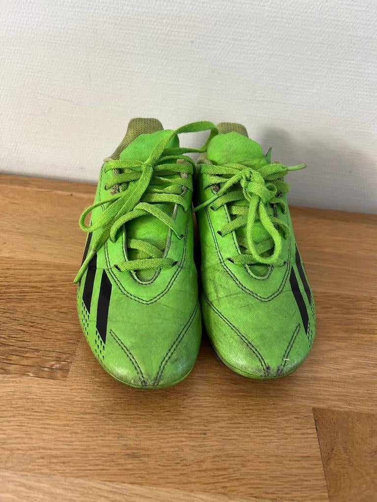 Voetbalschoenen maat 32, Sport en Fitness, Voetbal, Ophalen of Verzenden, Gebruikt