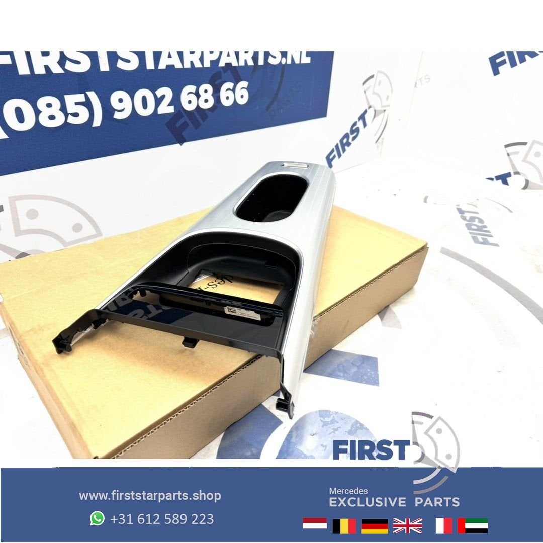 W174 CLA Klasse AMG paneel + bak A1746806000 SIERLIJST AFDEK