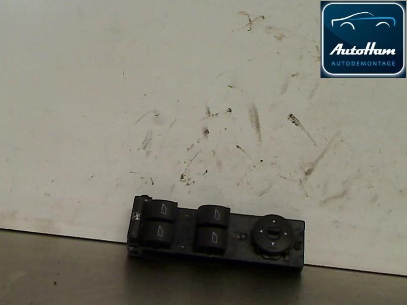 RAAMSCHAKELAAR Ford Focus 2 Wagon (01-2004/09-2012), Gebruikt, Ford