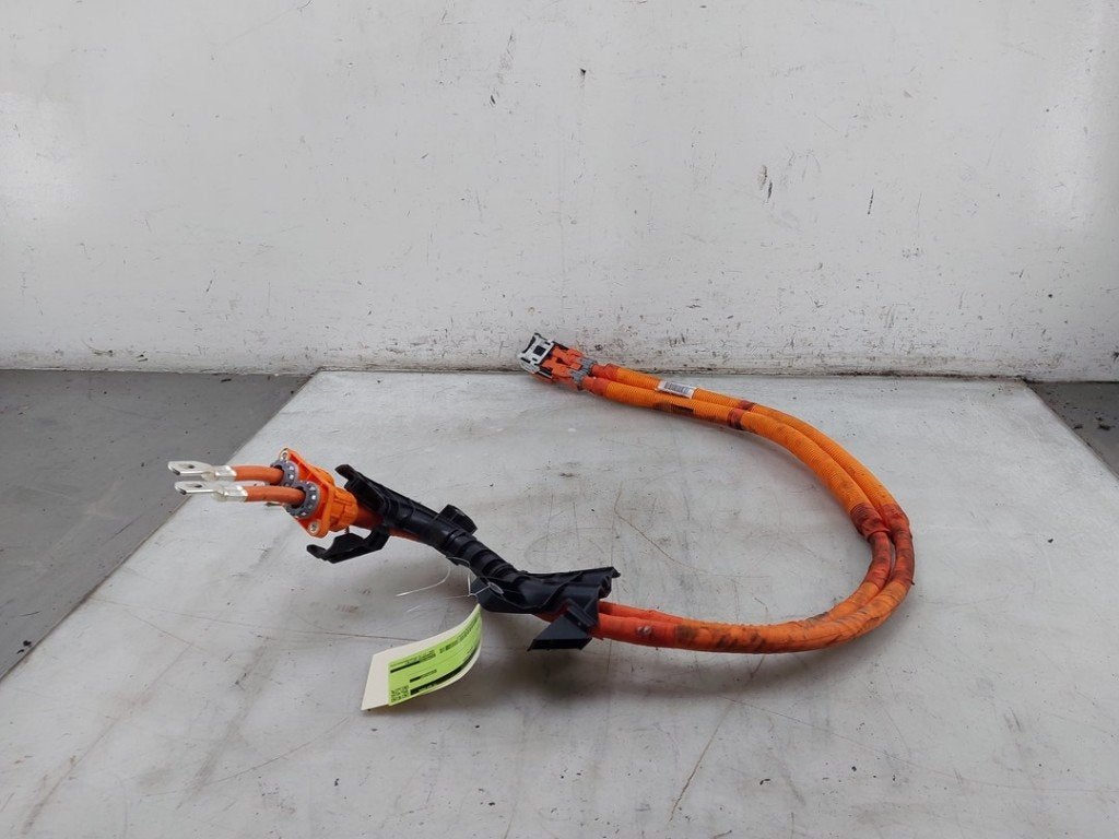 CÂBLE HT (HAUTE TENSION) ABS Volvo EX40 (XZ) (|32340763|), Info@volvocars.com, Volvo Car Germany GmbH, Siegburger Straße 229
50679  Köln, DE