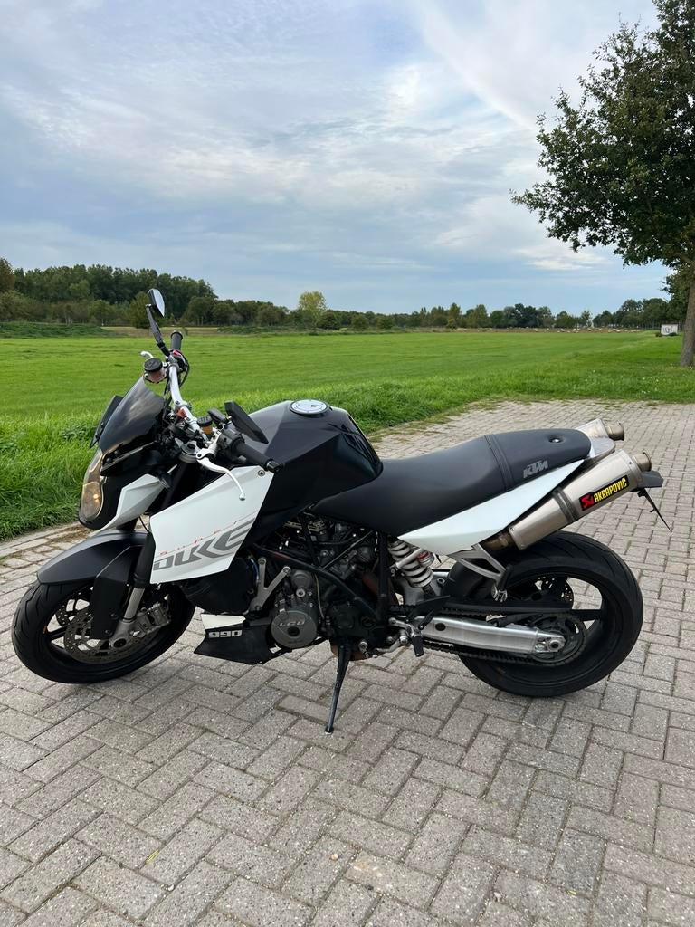 KTM Superduke 990, Particulier, Naked bike