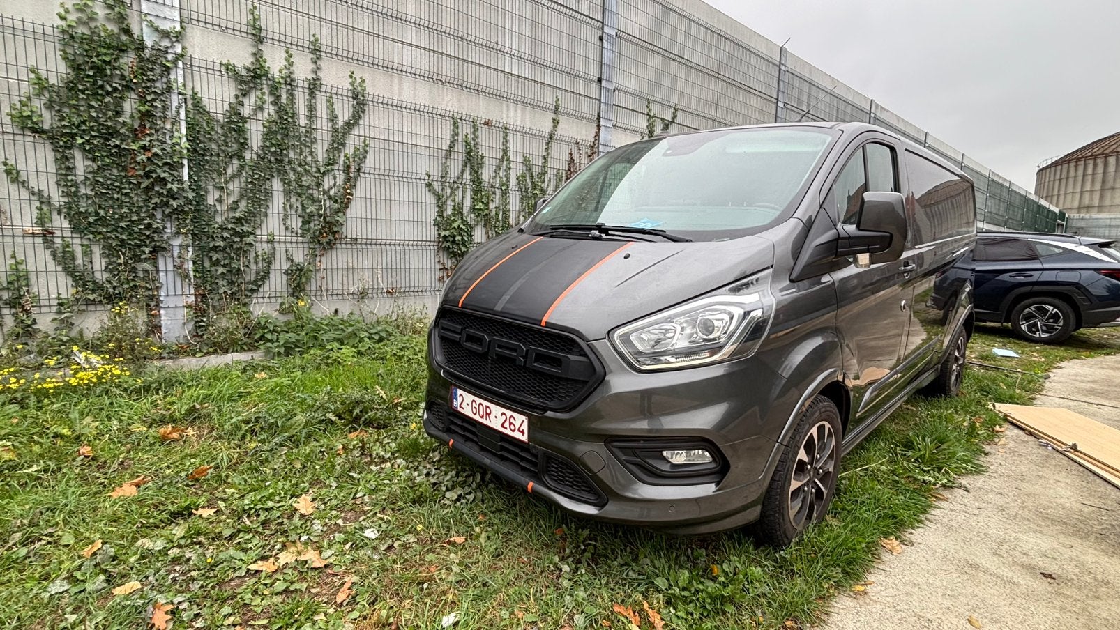 Ford transit custom sport, Auto's, 4 deurs, Euro 6, Leder en Stof, Grijs