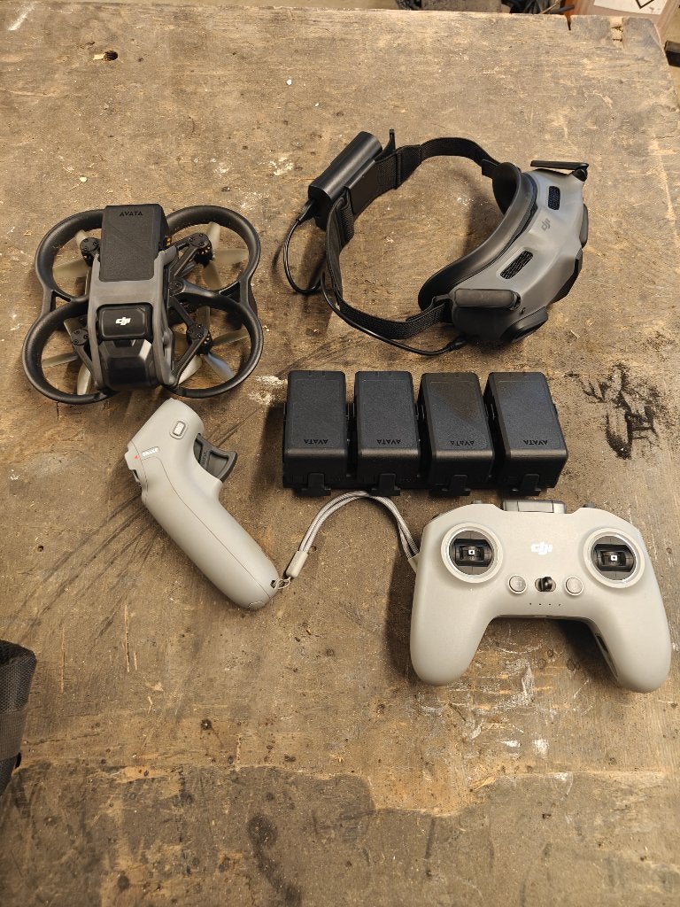 dji mini 3 pro en avata, TV, Hi-fi & Vidéo, Moins de 250 g, Comme neuf, Autres types, Batterie(s) supplémentaire(s)