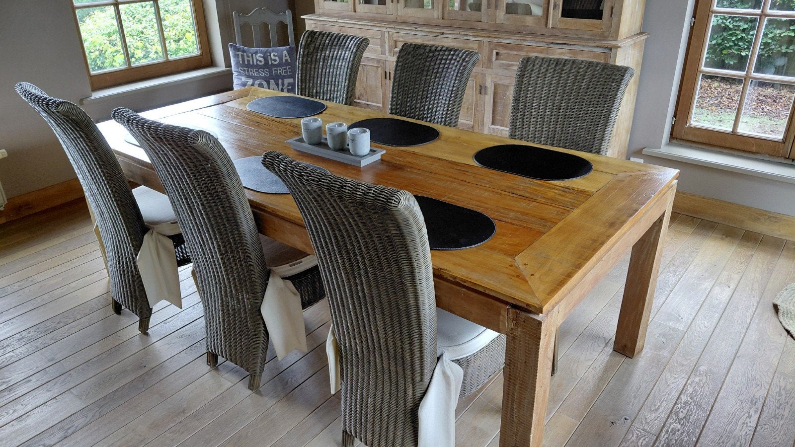 6 mooie stoelen 150€, Huis en Inrichting, Ophalen