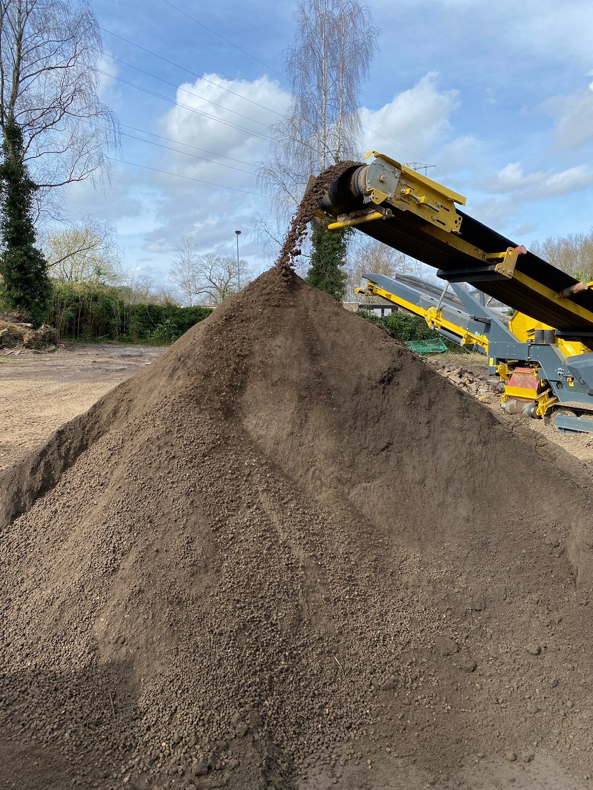 Zwarte gezeefde grond (teelaarde), Jardin & Terrasse, Enlèvement, Terre pour jardin